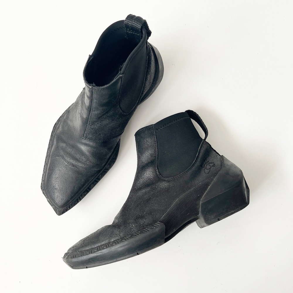 John Fluevog Manifold Coalition Boots 7 Black Chelsea Star Trek Cosplay Shoes